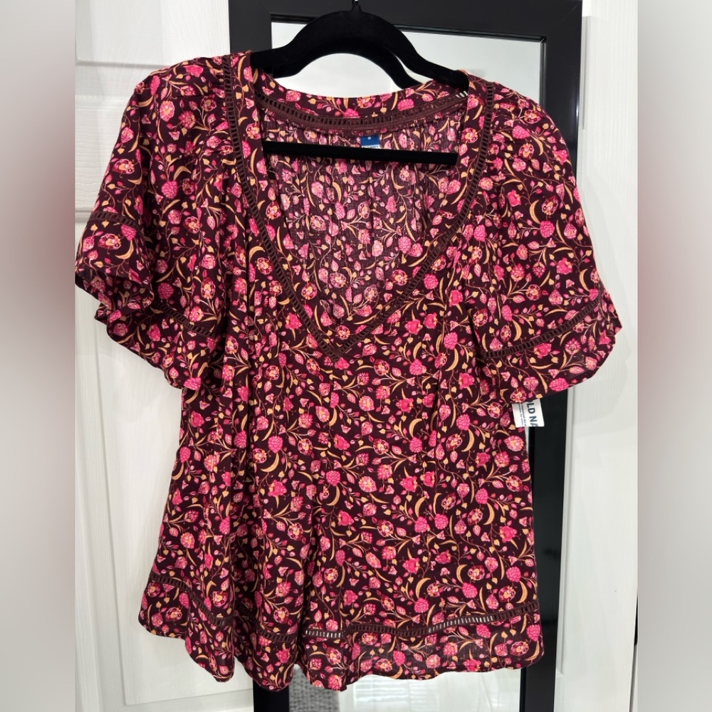 Old Navy Pink and Black Patterned Blouse